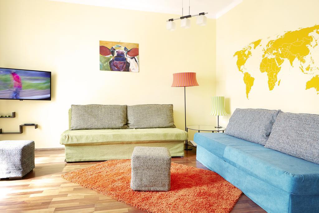 Lovely Funky Flat Near Royal Park 바르샤바 외부 사진